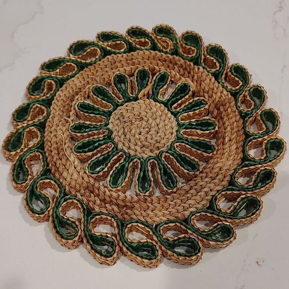 Round Woven Floral Trivets Set of 2 Vintage - Picture 5 of 8